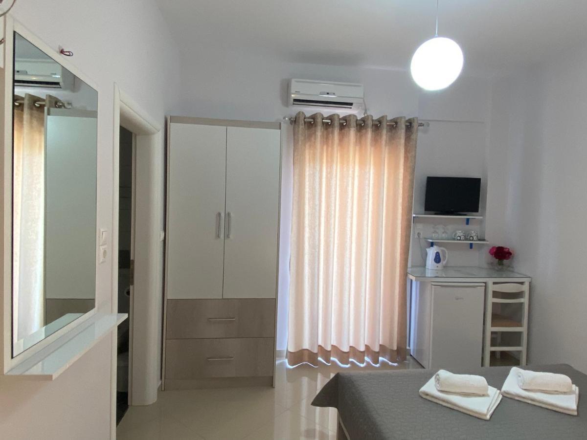 Erdeti Boutique Hotel Sarandë エクステリア 写真