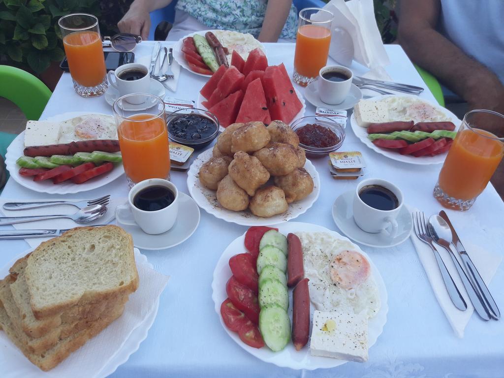 Erdeti Boutique Hotel Sarandë エクステリア 写真